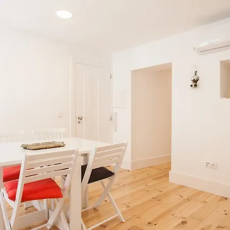 Flh Alfama Bright Apartment Lisbon