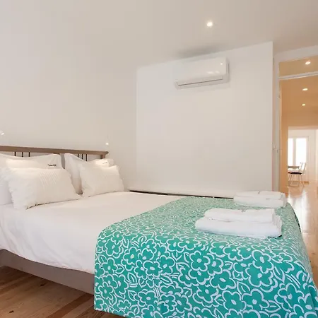Apartment Flh Alfama Bright Apartment Lisbon